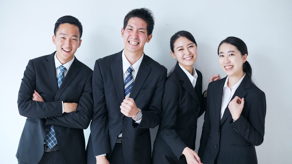20代がスーツを選ぶときに大切なこと
