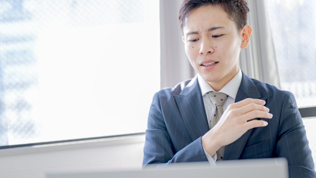 スーツのにおいの悩みが深刻化しやすい人の共通点