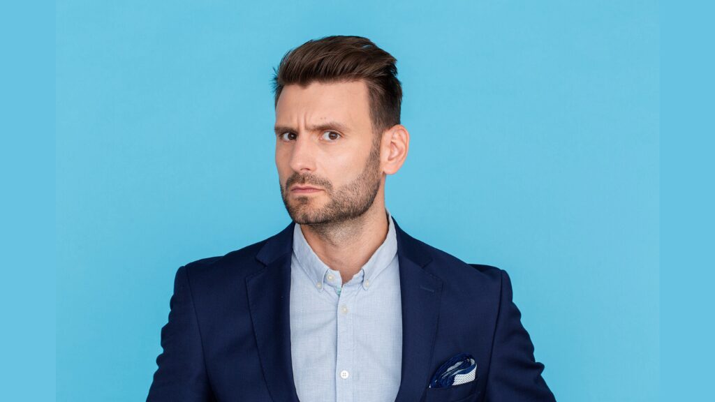 スーツのシワができる原因と正しい対処の考え方