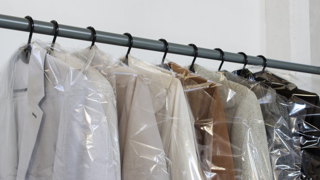 クリーニングされたスーツ